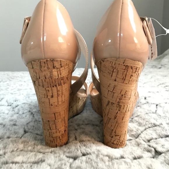 Nine West Cork Platforms - Picture 5 of 7